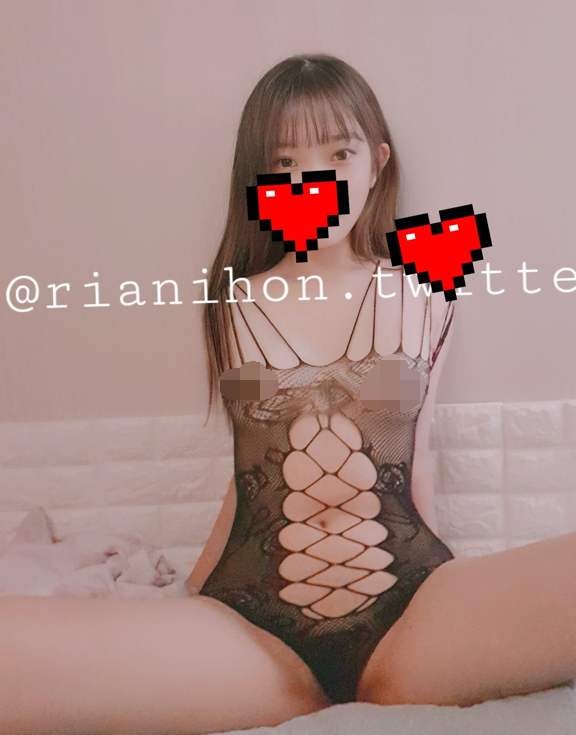 云盘高质泄密！推特美乳无毛高颜离异极品小少妇【rianison】出租屋与小男友各种情趣造爱内射自拍