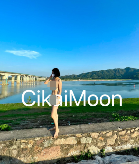 推特极品露出骚鸡 CikaiMoon 各种露出视图[126P-19v-213M]