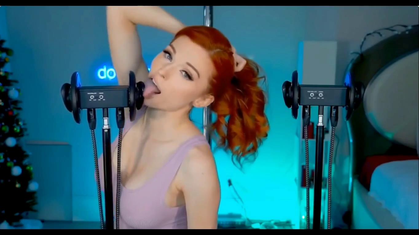 [Amouranth ASMR]硬搬油管猫咪女孩舔耳睡衣2v350m