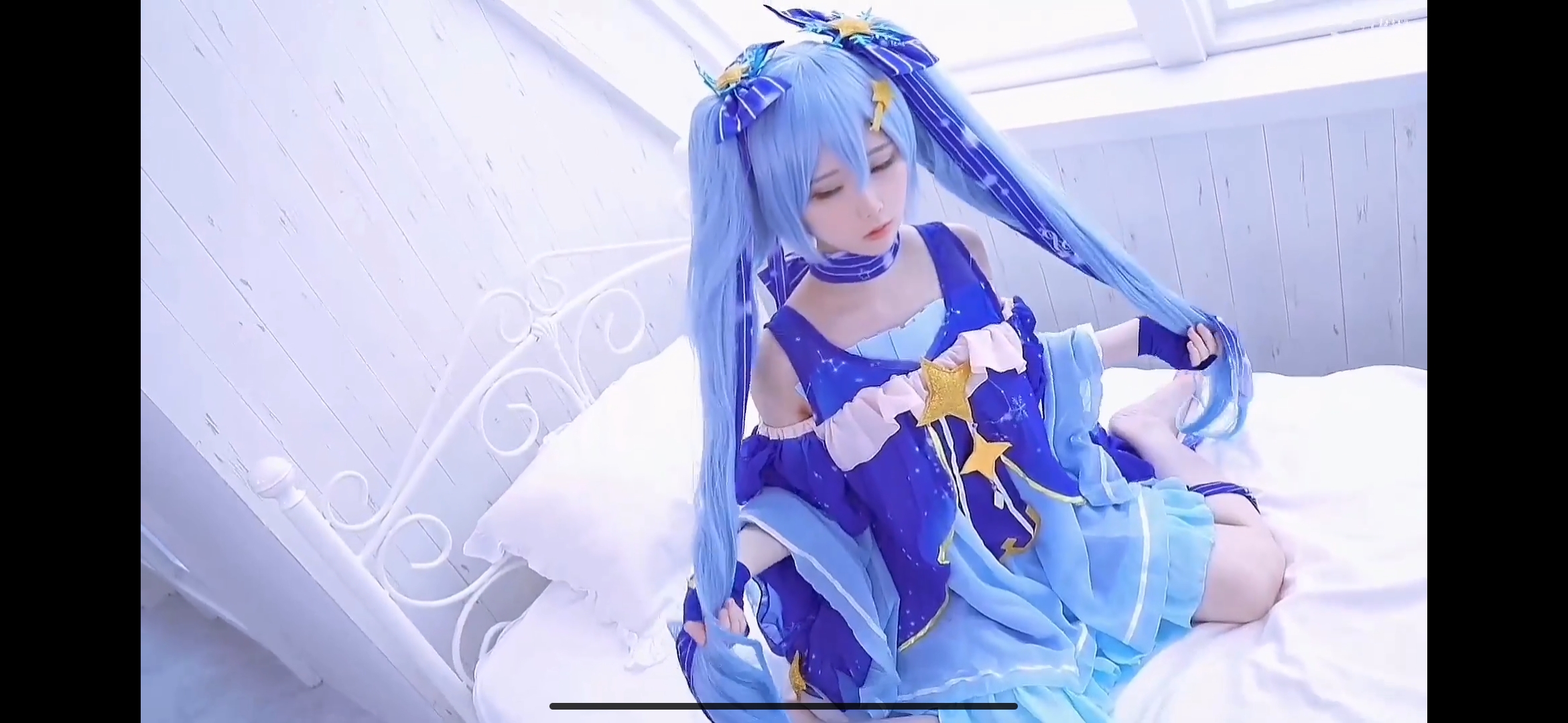 可爱日系小姐姐cosplay[1v 29分钟 1.1G)