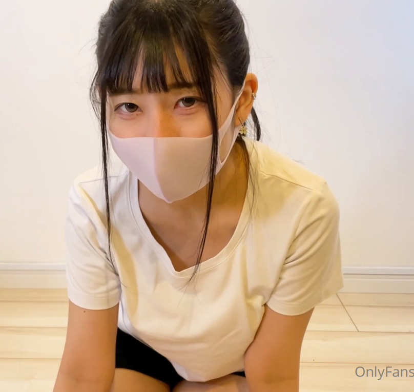 onlyfans超清纯日本妹子 yuiyui_cos 道具自慰 原版[1V-350M]