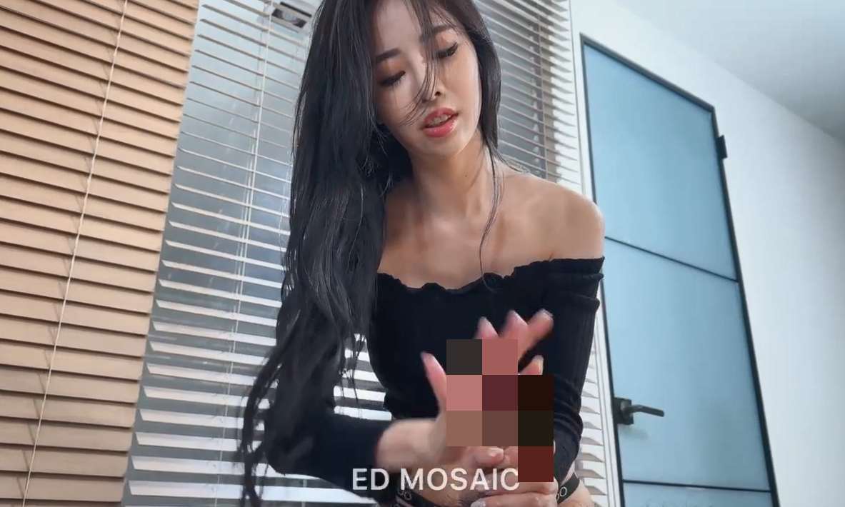 edmosaic 女王娜娜手交足交 554M