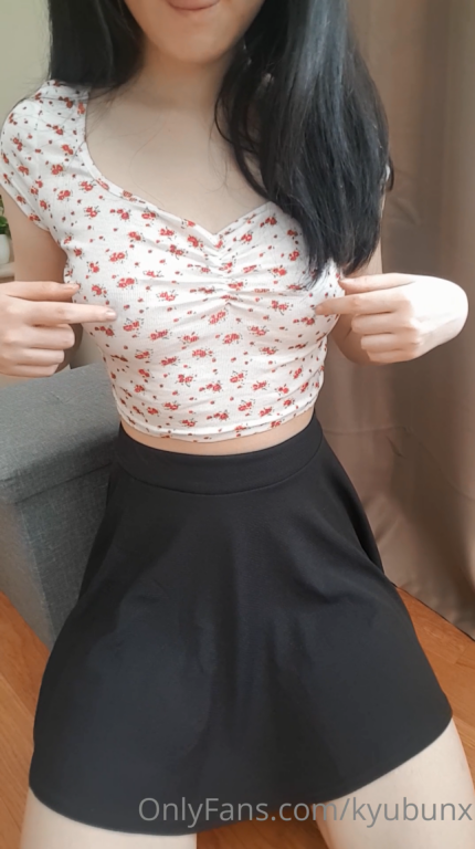 【自打包】onlyfans高颜值妹子 kyubunx 新小合集2[7V-2.2G]