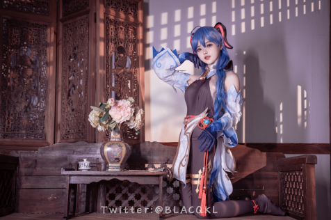 [COSPLAY]白莉爱吃巧克力共10套