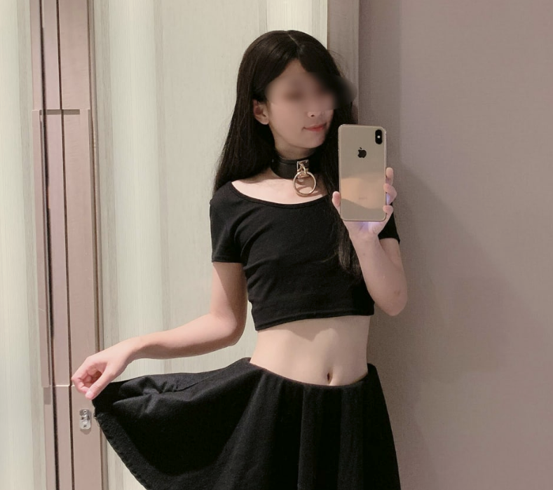 Onlyfans极品萝莉lewdyumi 付费解锁不雅自拍被玩到淫水都能拉丝【62p 1v 1.26g】