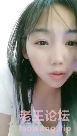 高颜值甜美白衣萌妹子来大姨妈厕所露粉奶掰穴，性感黑丝翘屁股掰开特写揉奶晃动 [1V-1431MB]