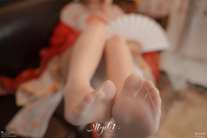 铃木美咲 - 枫·落 [22P1V-607MB]