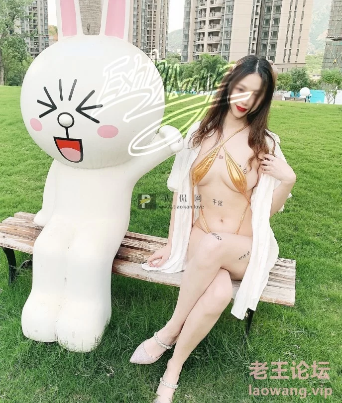 ❤顶级巨乳反差婊 Exhib❤️ [31V-1GB]