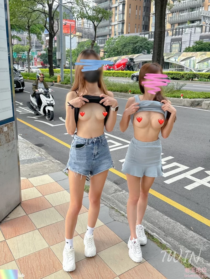 反差婊《TWIN》发现原来自己高潮的时候脚趾头会折起来了 [54V-1.2GB]