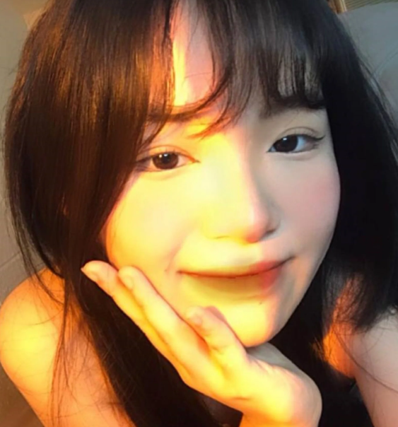 ⭐[云端泄密]流出稀缺 反差婊俏皮可爱的甜美妹子被黄毛骗走了身子203M4V26P