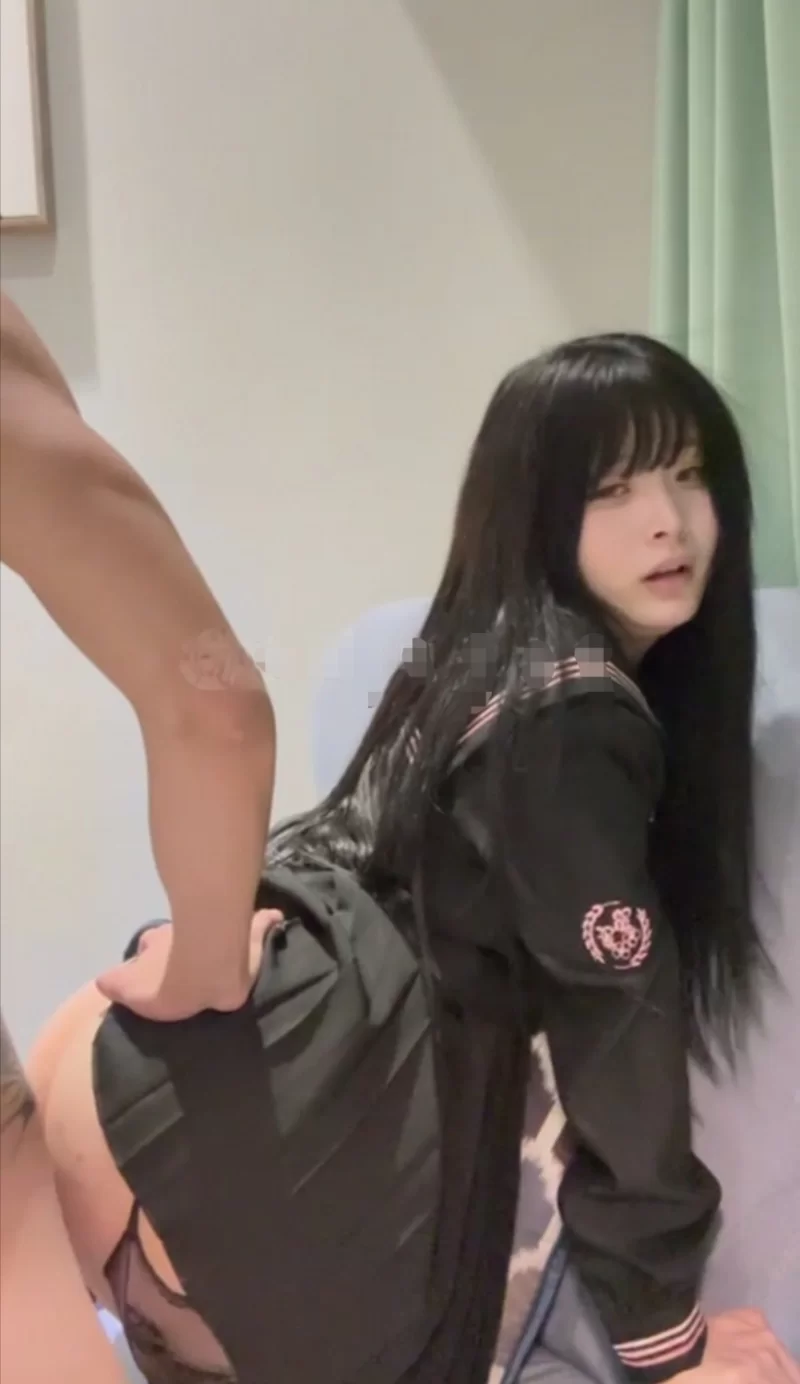 推特71W粉丝极品福利姬《洛宝》门槛福利流出～露脸吃鸡道具自慰无套啪啪[45V-1.89GB] | 精选Porn