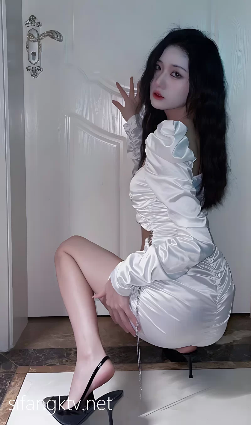 抖音焕儿 胸部 丰满 迷人