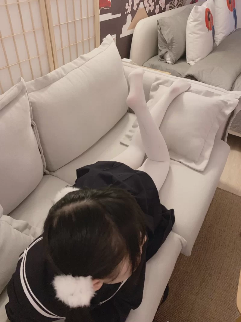 推特早期福利姬青木小荷[100P95V-1.3GB] | 精选Porn