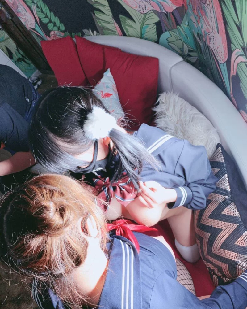 推特早期福利姬青木小荷[100P95V-1.3GB] | 精选Porn