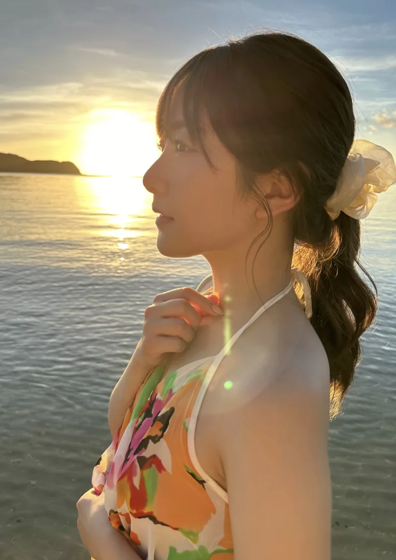 出浴的她 曲线毕露