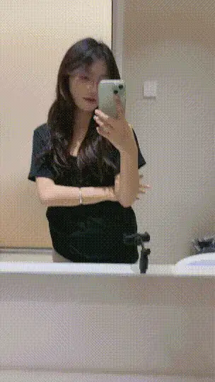 邻家女神！尺度突破！终于被操了~《困困兔》，眼镜美，清纯反差，被男友家中啪啪狂操 [3V-3.47GB]