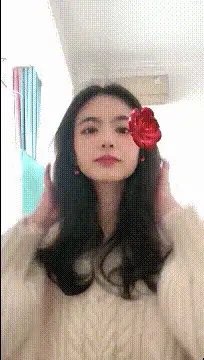 两位女大与一位导员性爱图影 [22v-431MB]