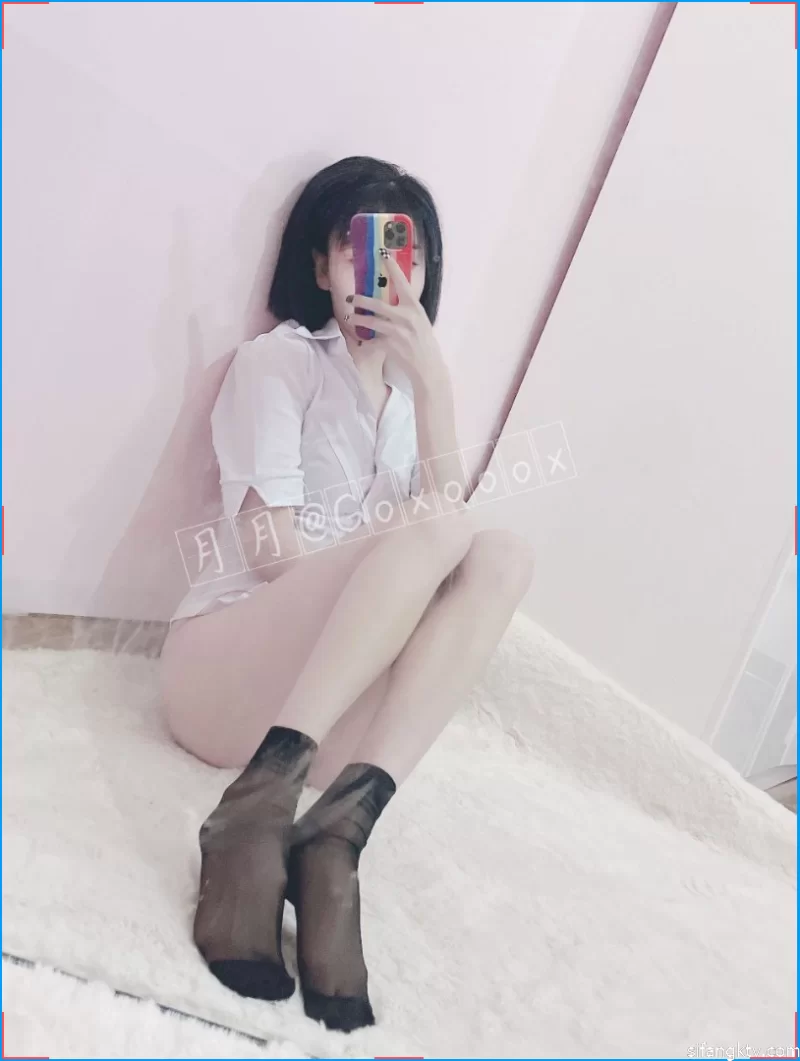 极品娇小身材清爽短发推特网红小美女《玥玥》不雅私拍 [76p+11v-3.05g]