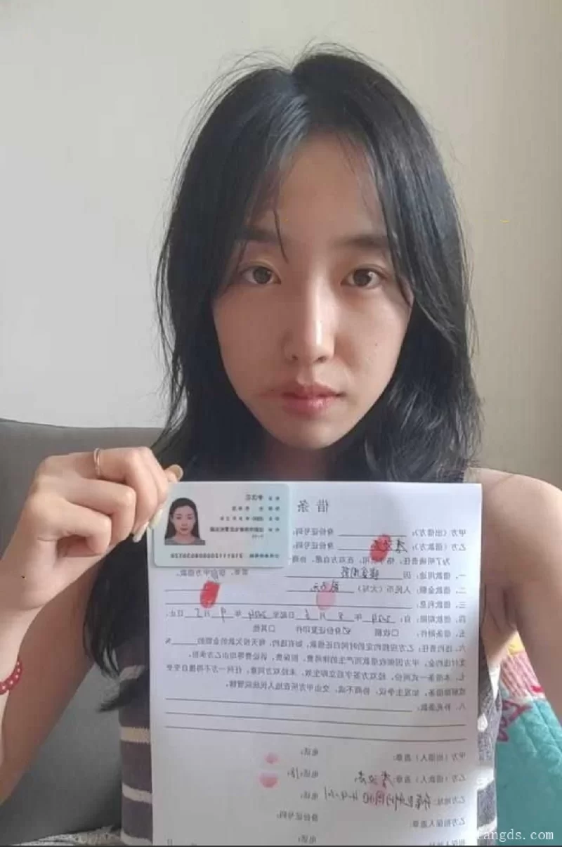 沈阳市00后英语老师李汶芯多次裸贷无力偿还肉偿抵债[23v-3.1g] | 精选Porn