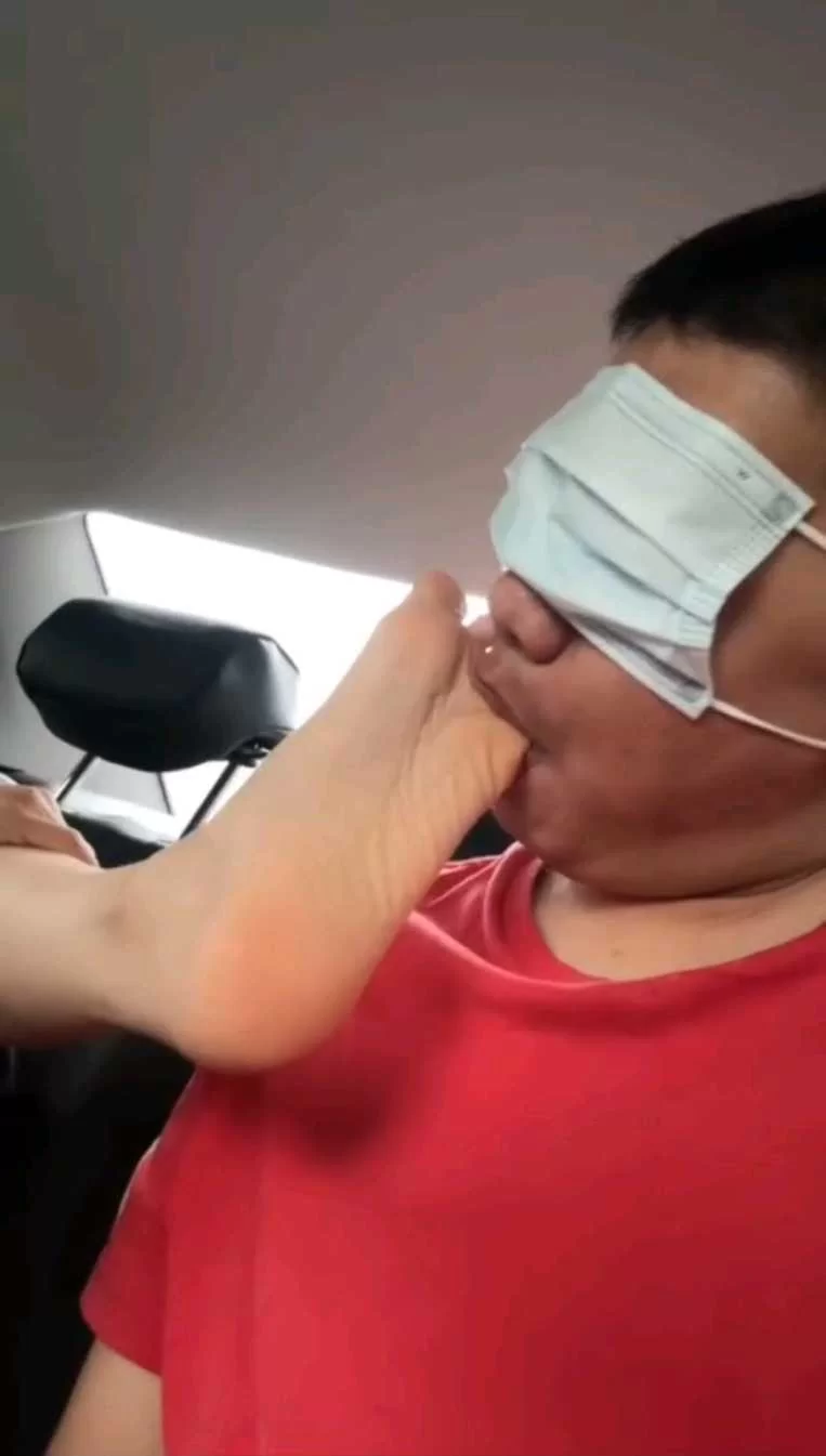 户外驾校女学员套路教练为其挠脚心舔脚[1v-353m]  精选Porn