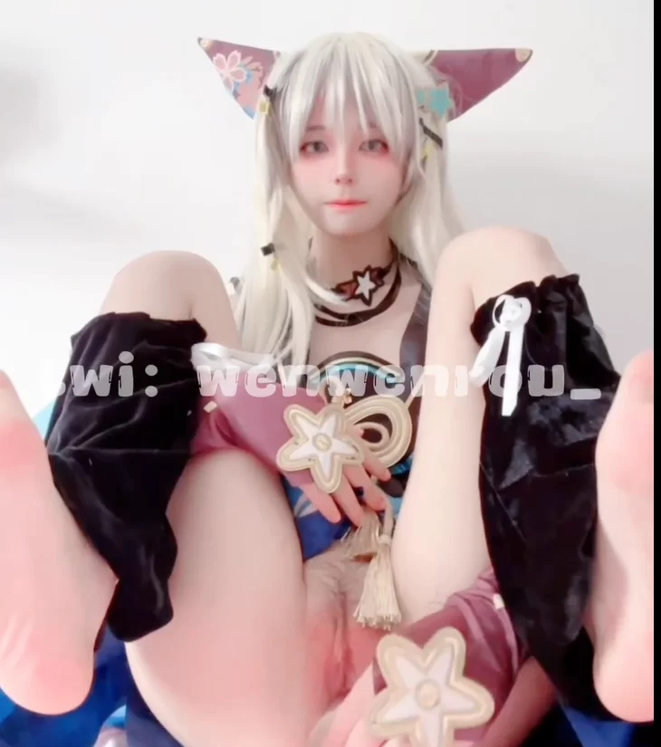 《小雯宝》双马尾JK少女白虎萝莉自慰白丝 [6v-1.04GB]