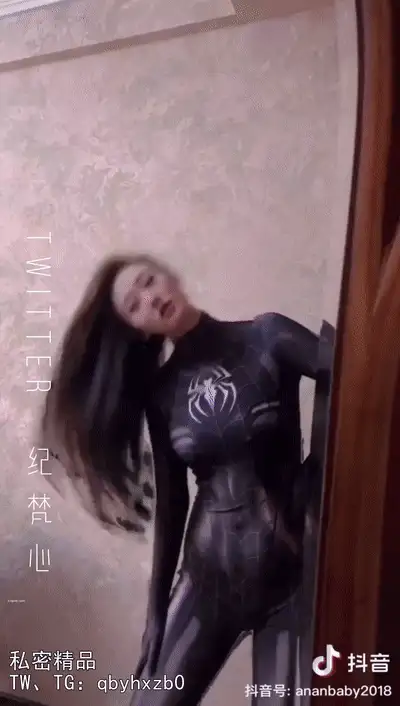 挑选全精品3700V！国内外女神母狗反差婊户外喷水卡点抖音风 [3700V-60GB]