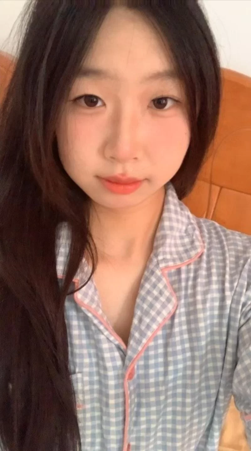 《绿帽泄密三合一》三部清纯学妹性爱私拍影图流出 [9v104p-520MB]